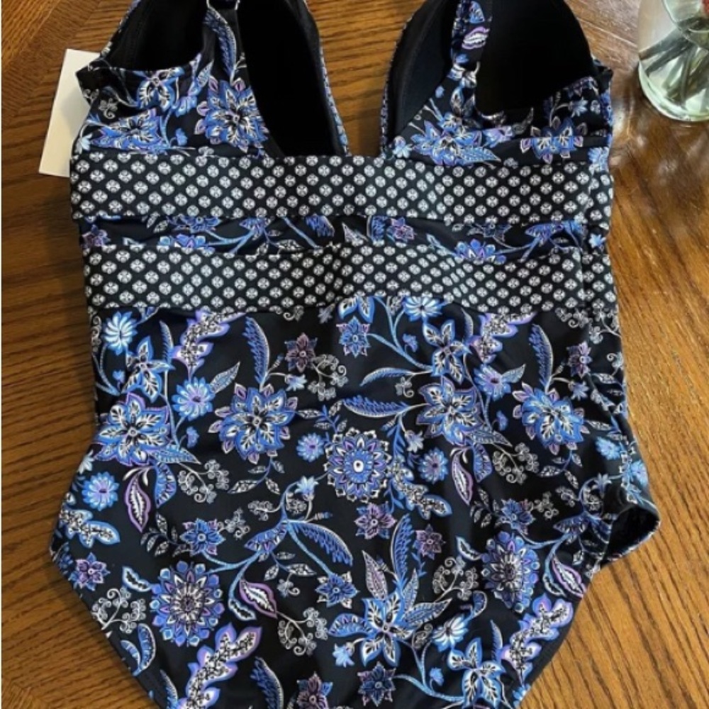 Blue Floral Size 16 One-Piece Swimsuits For All brand - Picture 9 of 10